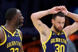 勇士打硬仗还靠库追汤！铁三角卡位战逞威扎心湖人